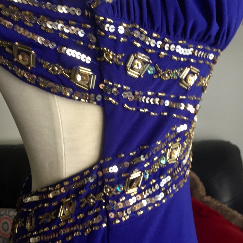 VTG Y2K Halley Logan Royal Blue Crisscross Beaded Halter Dress. Worn Once - Picture 6 of 16